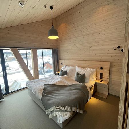 Brimibue Hotel Лом Экстерьер фото