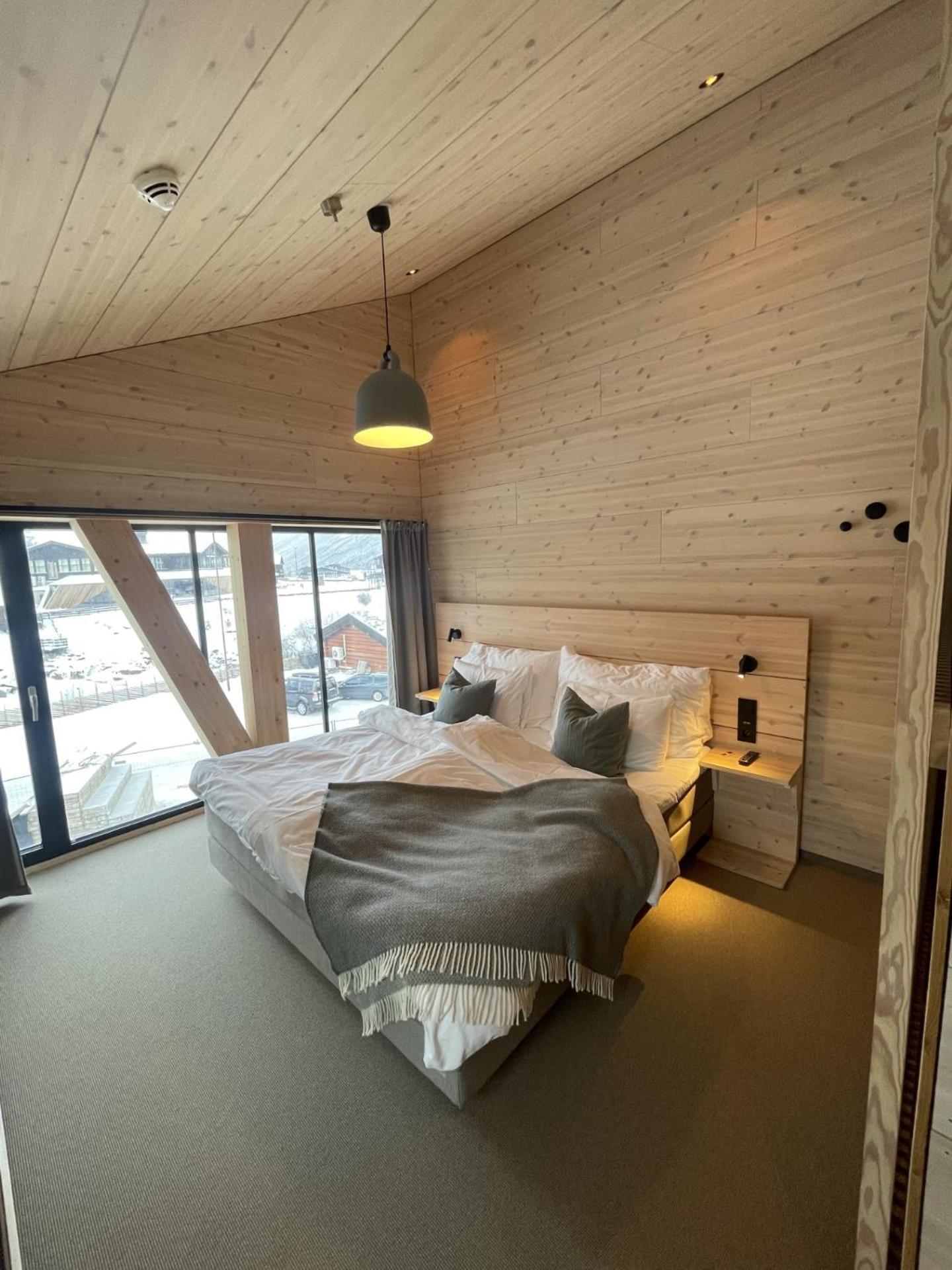 Brimibue Hotel Лом Экстерьер фото