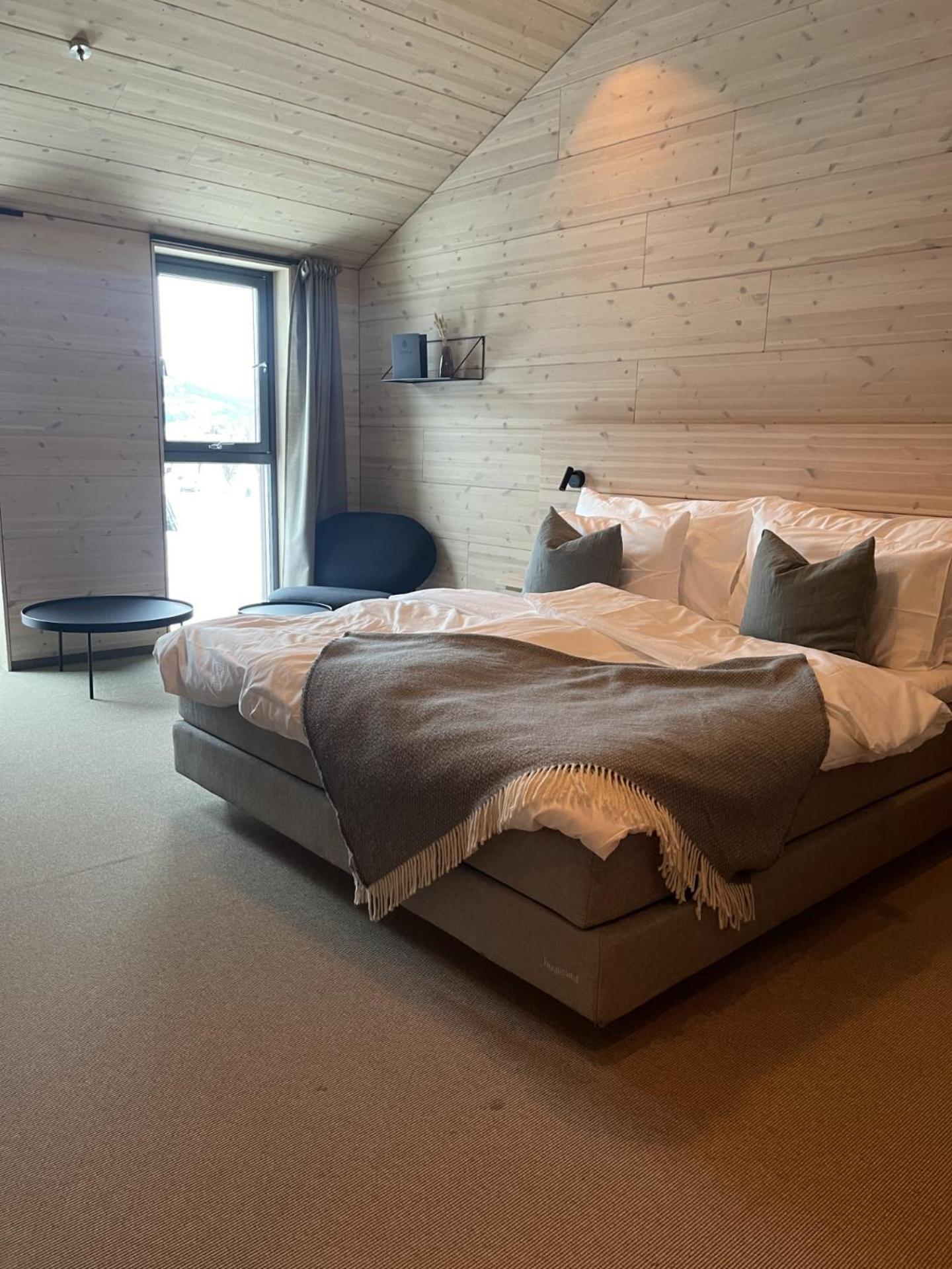 Brimibue Hotel Лом Экстерьер фото